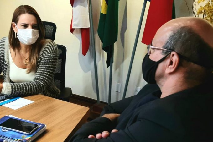 Escolhido novo líder do governo na Câmara, vereador Chico Estrella tem primeira reunião com prefeita