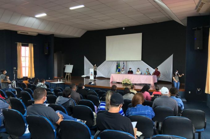 Agentes e supervisores de endemias recebem treinamento de atualização para combate ao Aedes aegypti