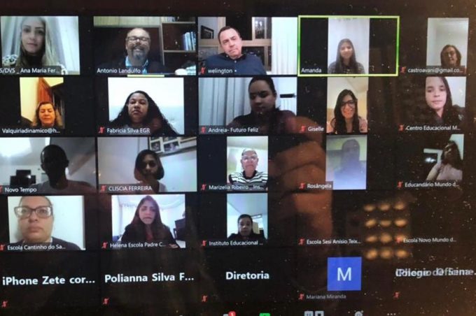 SMS e escolas particulares discutem alinhamento de protocolo das aulas semipresenciais com o do Município