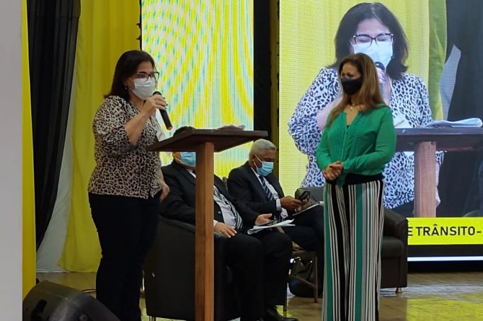 Vitória da Conquista apresenta experiência de municipalização do trânsito em congresso nacional