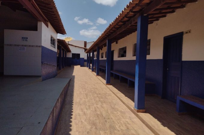Rede municipal amplia número de escolas e de turmas com aulas semipresenciais