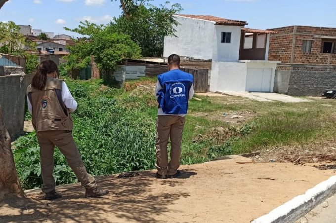 Companhia de Pesquisa de Recursos Minerais e Defesa Civil fazem levantamento das áreas de risco no município