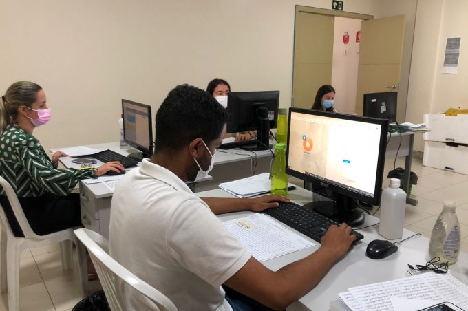 SMS já lançou dados de vacinação de mais de 250 mil conquistenses no sistema de informações que alimenta o Conecte SUS