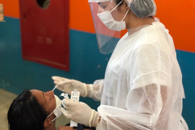 Secretaria de Saúde passará a realizar exame de RT-PCR em pacientes com Síndrome Gripal por desabastecimento de testes de antígeno