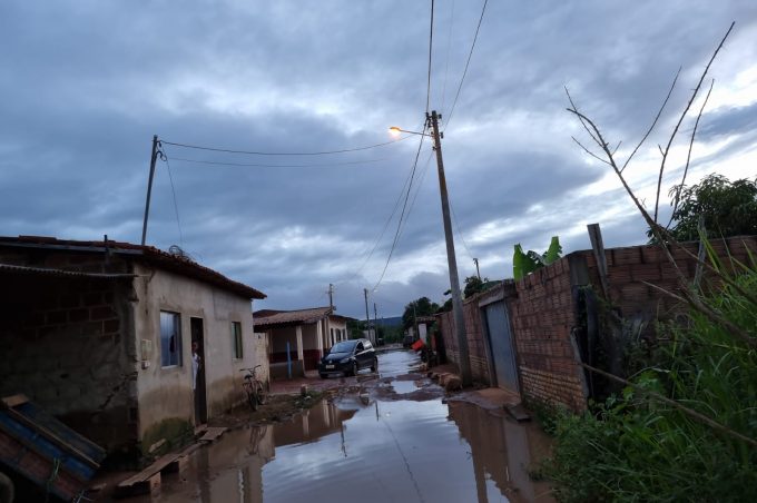 Defesa Civil prepara para esta noite retirada de dezenas de famílias ameaçadas por alagamento do povoado do Choça