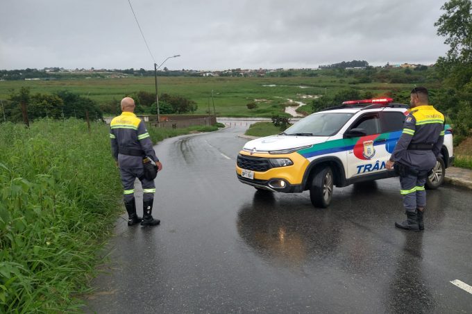 Acesso à Lagoa das Bateias é interditado por prevenção
