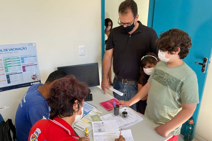 Vacinação nesta sexta-feira será para crianças de 9 a 11 anos e 5 a 11 com comorbidades ou deficiência permanente
