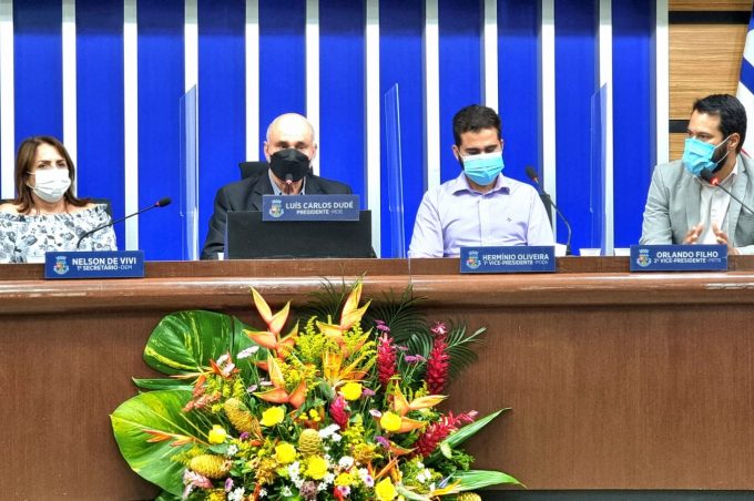 Prefeitura apresenta relatório de contas de 2021 em audiência na Câmara Municipal
