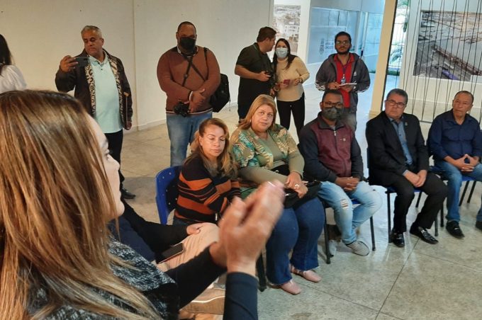 Agentes de saúde e de endemias terão gratificação equivalente a reajuste até publicação de portaria de ministério
