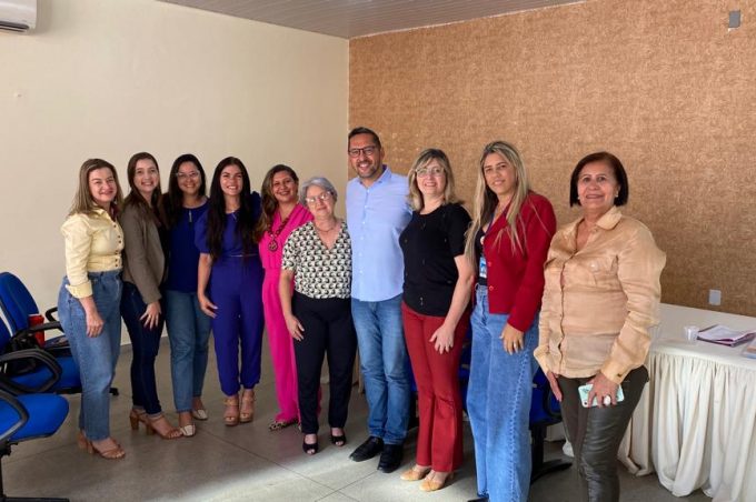 Semdes compartilha experiência do Complexo de Escuta Protegida com equipe de Cachoeiro do Itapemirim