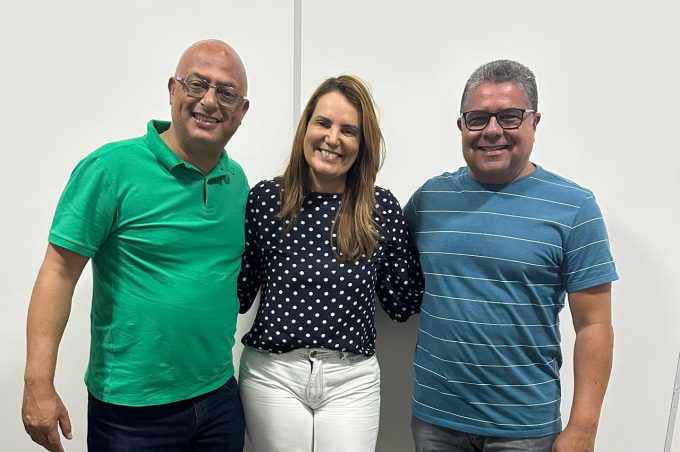 Entendimento: Sheila Lemos escolhe Dudé para líder de Governo na Câmara. Nildo Freitas será vice-líder