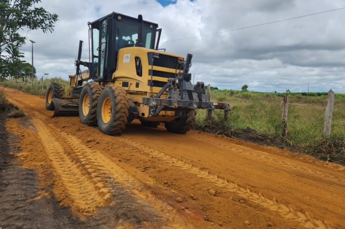 Prefeitura intensifica recuperação de estradas na Zona Rural. Distrito de Cabeceira do Jiboia é um dos contemplados