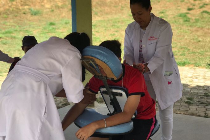 Prefeitura promove manhã de atividades com jovens na Praça da Juventude