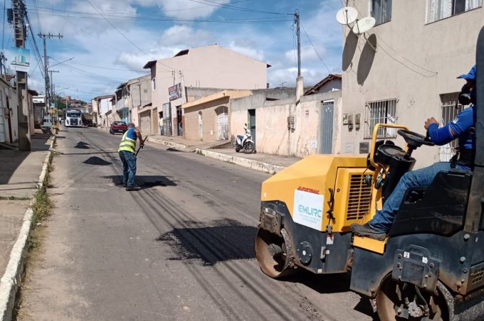 Operação Tapa-Buracos recuperou mais de 80 ruas neste mês de março