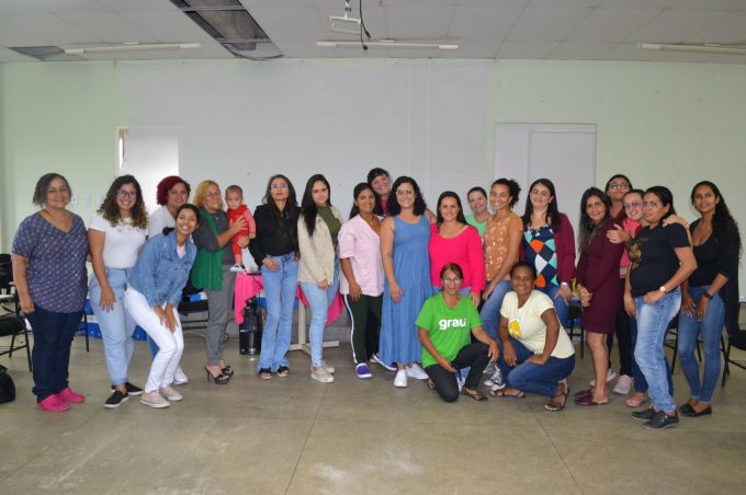 Fundação de Saúde profissionaliza mulheres para atuarem como Doulas