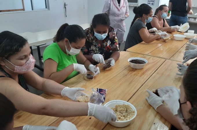 Maio Materno: Hospital Municipal Esaú Matos promove oficinas para mães de bebês internados na unidade hospitalar