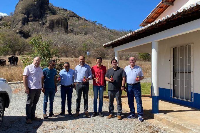 Representantes da SMDR trocam experiência com gestores de Guanambi sobre selo de inspeção municipal