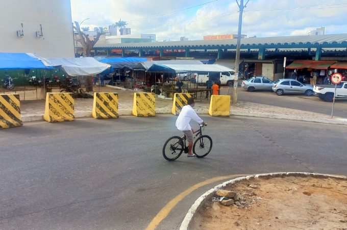 Prefeitura realiza intervenções na ladeira da Rua Jorge Stolze, próximo à Ceasa