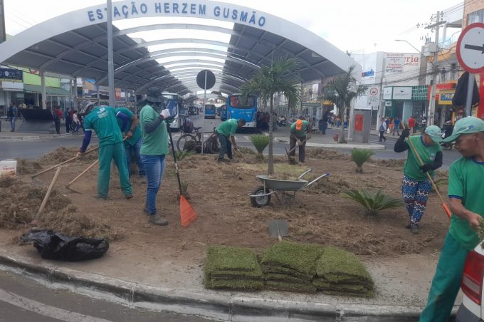 Com a chegada da primavera, Secretaria Municipal do Meio Ambiente intensifica cuidados com praças e áreas verdes