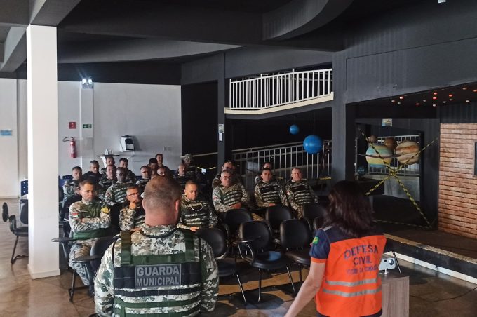 Defesa Civil se reúne com Guarda Municipal para discutir ações estratégicas de enfrentamento aos desastres