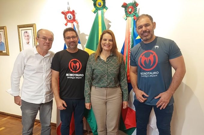 Prefeitura e Instituto Irmãos Nogueira tratam da ampliação do projeto de artes marciais para 2024