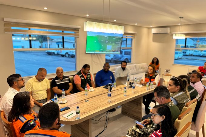 Prefeitura reúne Comitê de Crise para avaliar danos da chuva