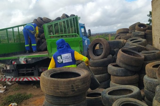 Com mutirões de limpeza e coleta de inservíveis, Prefeitura reforça ações de combate ao mosquito da dengue