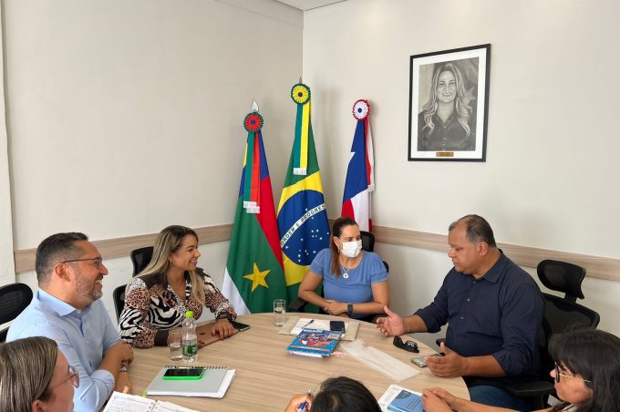 Em atendimento na PZO, Governo Municipal recebe e encaminha demandas apresentadas pela comunidade