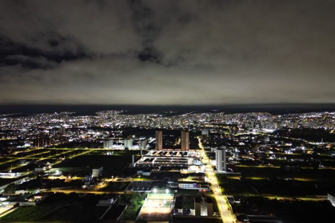 Brilha Conquista: Moradores aprovam luminárias de LED e destacam impactos positivos para o município