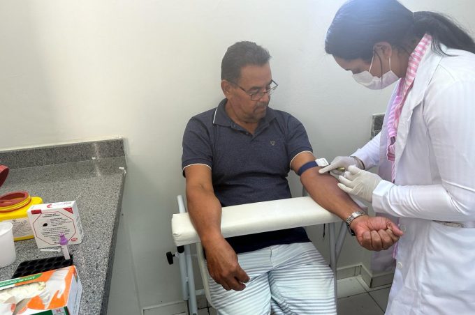 Prefeitura inicia coleta sanguínea e telemedicina para pacientes com suspeita de dengue através de parceria público-privada