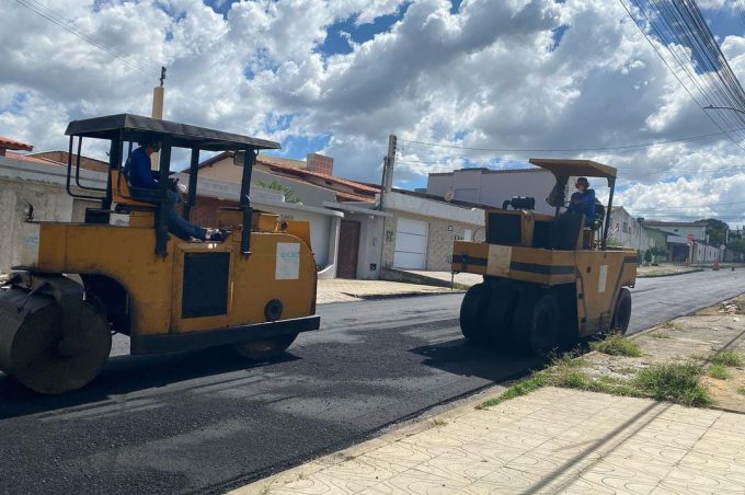 Prefeitura começa requalificação asfáltica no Ibirapuera um dia após assinatura da Ordem de Serviço
