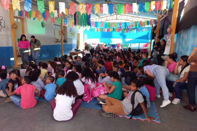 Secretaria Municipal de Educação realiza atividade de conscientização sobre bullying na Escola José Lopes Viana