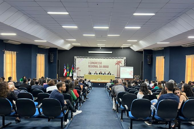 Palestra do ministro do STJ Rogério Schietti encerra com sucesso o I Congresso Regional da AMAB em Vitória da Conquista