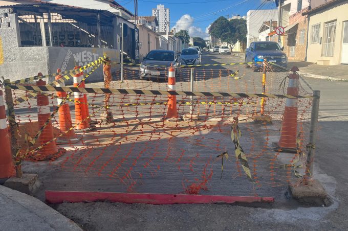 Governo Municipal recupera laje superior em galeria da Rua Augusto Seixas