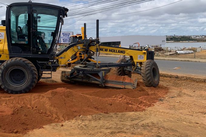 Novo retorno é construído na segunda etapa da revitalização da Avenida Brumado