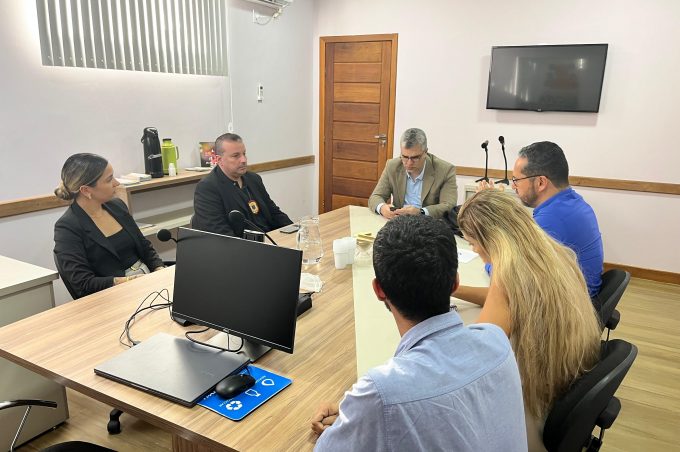 Coordenação Executiva da Rede de Cuidado e Proteção se reúne com Polícia Civil para discutir fluxo de atendimento às crianças e adolescentes vítimas de violência