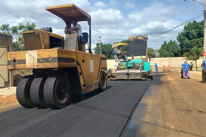 Prefeitura intensifica obra de pavimentação asfáltica no loteamento Bela Vista
