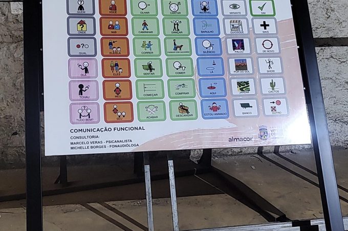 Cristo de Mário Cravo receberá placa de Comunicação Aumentativa Alternativa para auxiliar acesso de pessoas com deficiência