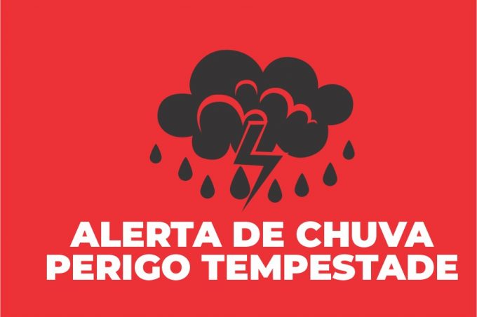 Vitória da Conquista está com alerta vermelho para chuvas. Prefeitura recomenda suspensão de eventos abertos