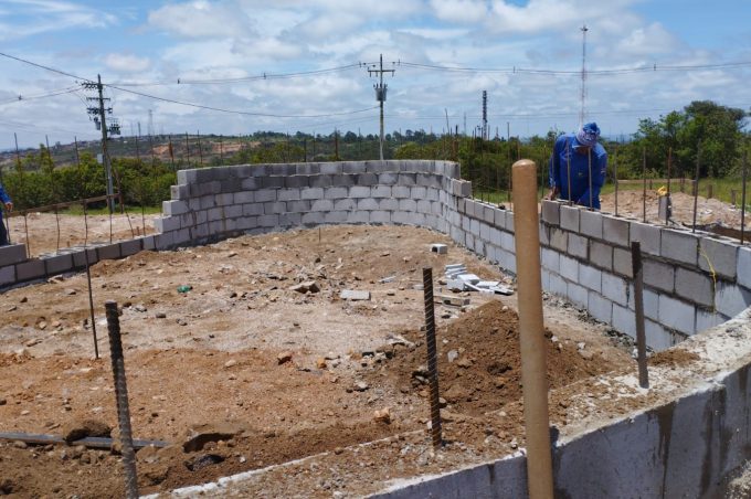 Governo Municipal avança na construção de palco na obra de revitalização do Cristo