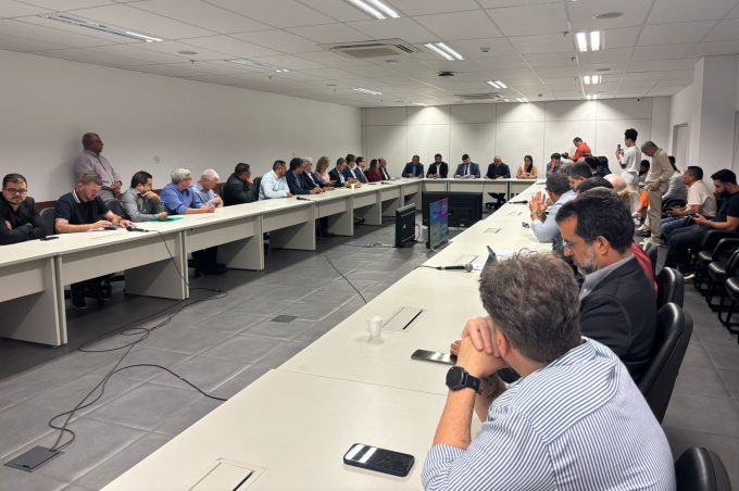 Representantes da Prefeitura participam de comitiva a Salvador para cobrar solução de demandas do município