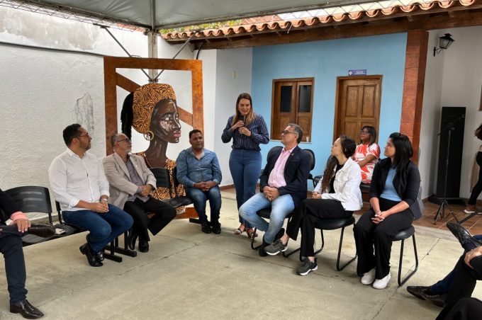 Prefeitura de Vitória da Conquista recebe diretoria e comissões da OAB para discutir políticas de Direitos Humanos