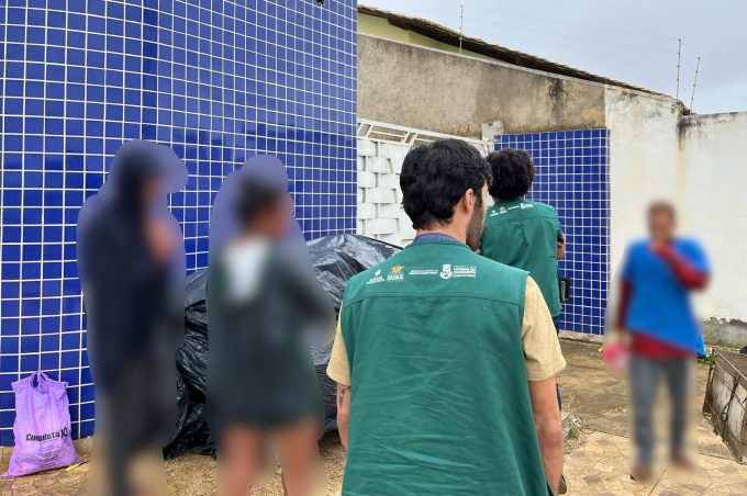 Prefeitura presta assistência às pessoas em situação de rua desalojadas da Av. Filipinas