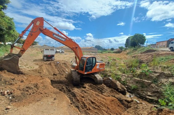 Prefeitura dá início à construção de células na bacia do loteamento Panorama para reduzir impacto das chuvas