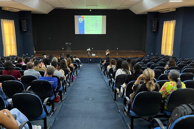 Secretaria Municipal de Saúde promove capacitação para médicos e enfermeiros sobre combate à tuberculose