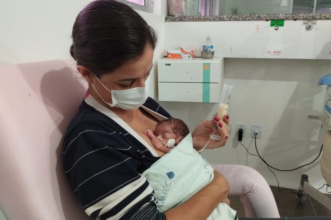 No Dia Internacional do Método Canguru, Hospital Esaú Matos reforça a importância dessa prática para os bebês