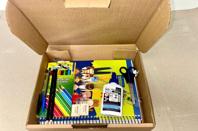 Alunos da rede municipal receberão kits com materiais didáticos a partir de amanhã