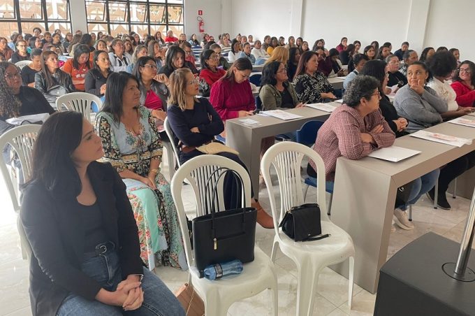 Secretaria de Educação promoveu formação para manipuladores de alimentos da rede municipal de ensino