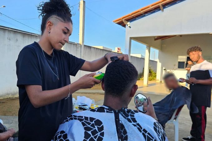 Semdes realiza atividades em alusão ao Dia Nacional da População em Situação de Rua com usuários do Abrigo Pernoite