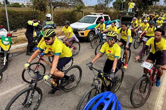 Passeio ciclístico encerra Semana Nacional de Trânsito em Vitória da Conquista com foco na convivência no trânsito